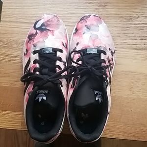 Adidas ZX FLUX size 61/2